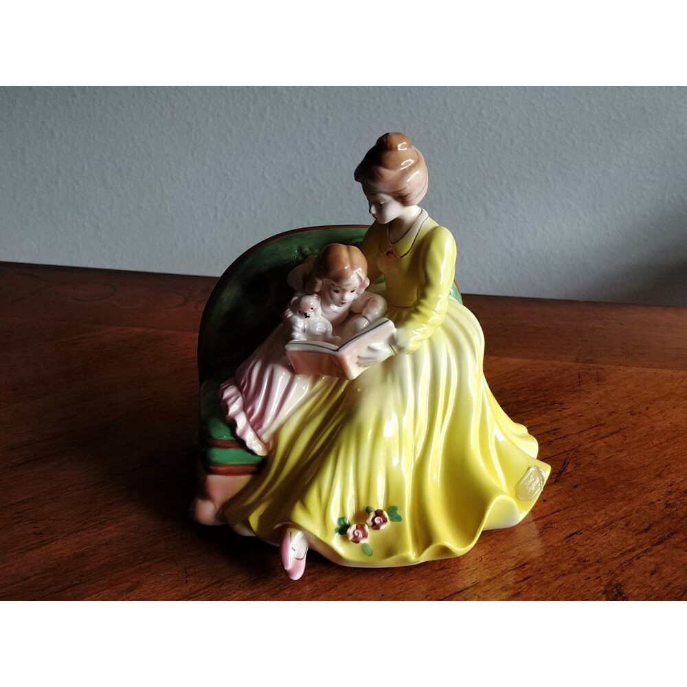 Vtg Josef Originals Musical Gallery Figurine Mother Daughter Reading Music Box